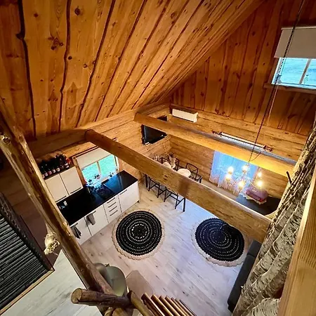 Juerivaerava Saunamaja Kantsi