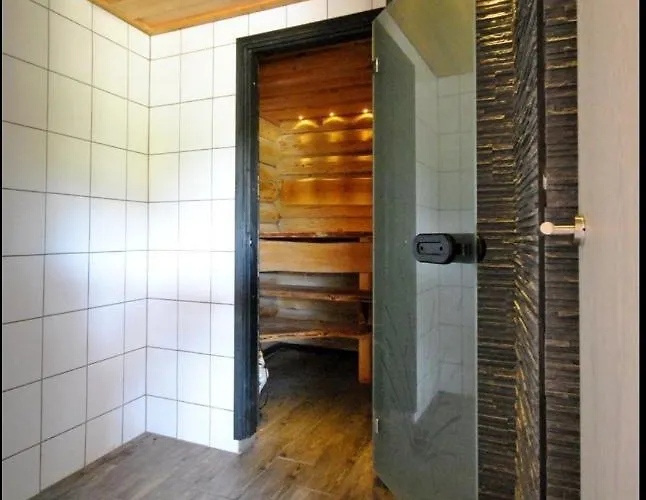 Juerivaerava Saunamaja Kantsi