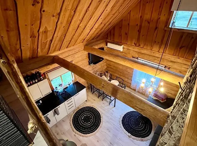 Juerivaerava Saunamaja Kantsi